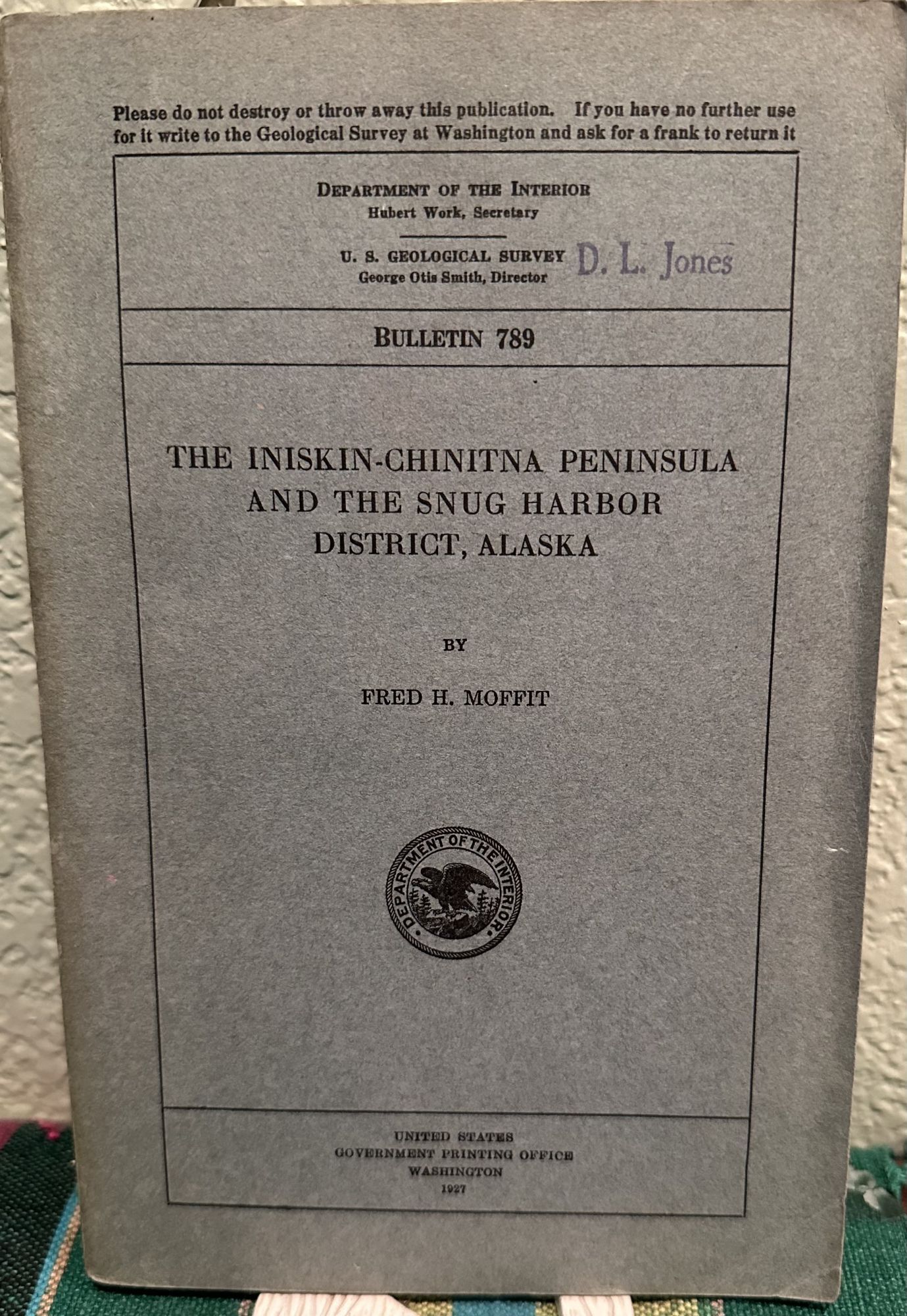 The Iniskin-Chinitna Peninsula and the Snug Harbor district, Alaska. Fred Howard Moffit.