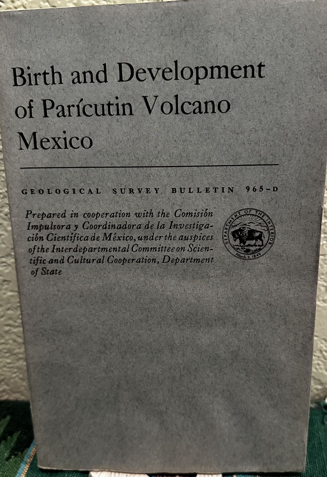 Birth and development of Paricutin Volcano, Mexico. W. Foshag, R. Gonzales.