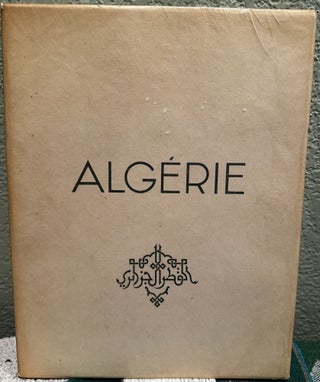 Item #28970 Algerie French Language. Le Srvice D'Information Et De Documentatin Du Cabinet Du...
