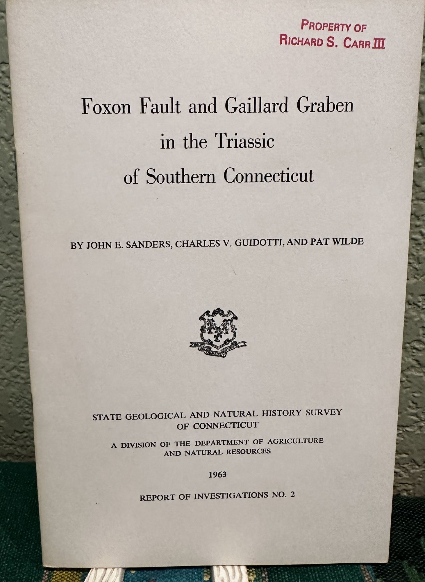 Foxon Fault and Gaillard Graben in the Triassic of Southern Connecticut. J. E. Sanders.