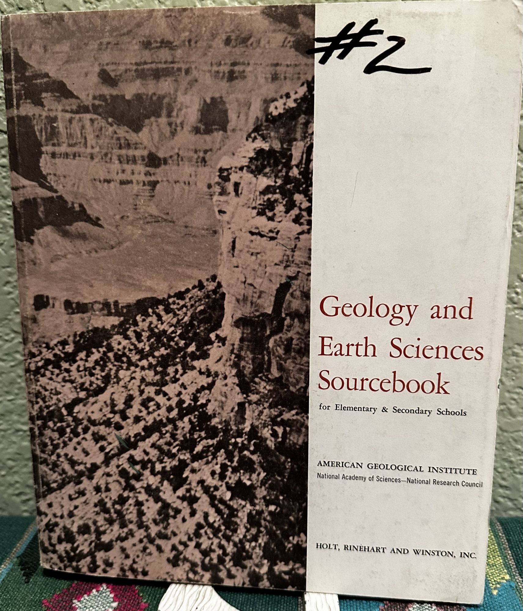 Geology and Earth Sciences Sourcebook for Elementary and Secondary Schools. Robert L. Heller.