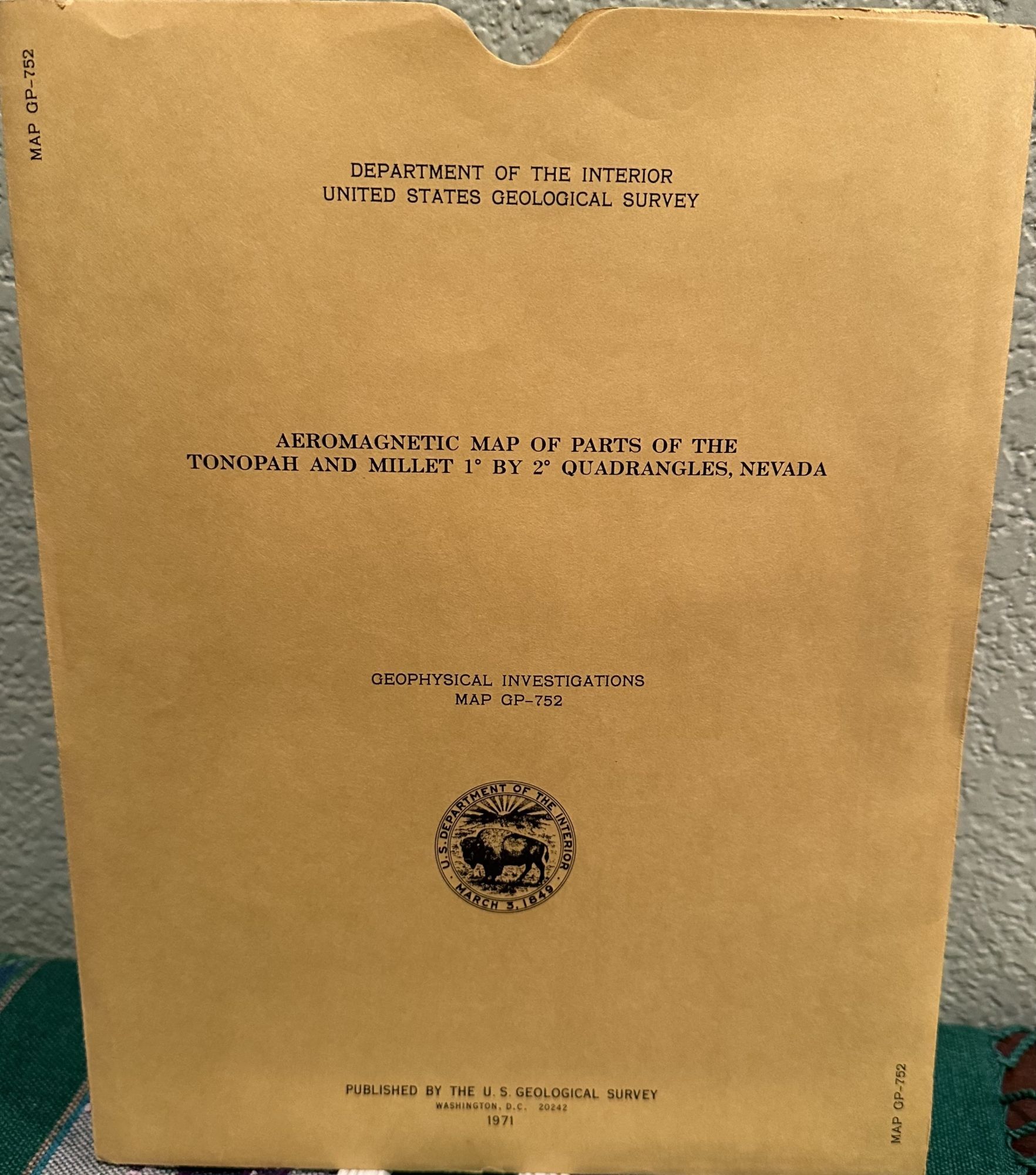 Aeromagnetic Map of Parts of the Tonopah and Millet 1&ordm; by 2&ordm; Quadrangles, Nevada, MAP GP-752. USGS.