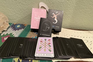 El Tarot Deck: Millennial Lotería Edition