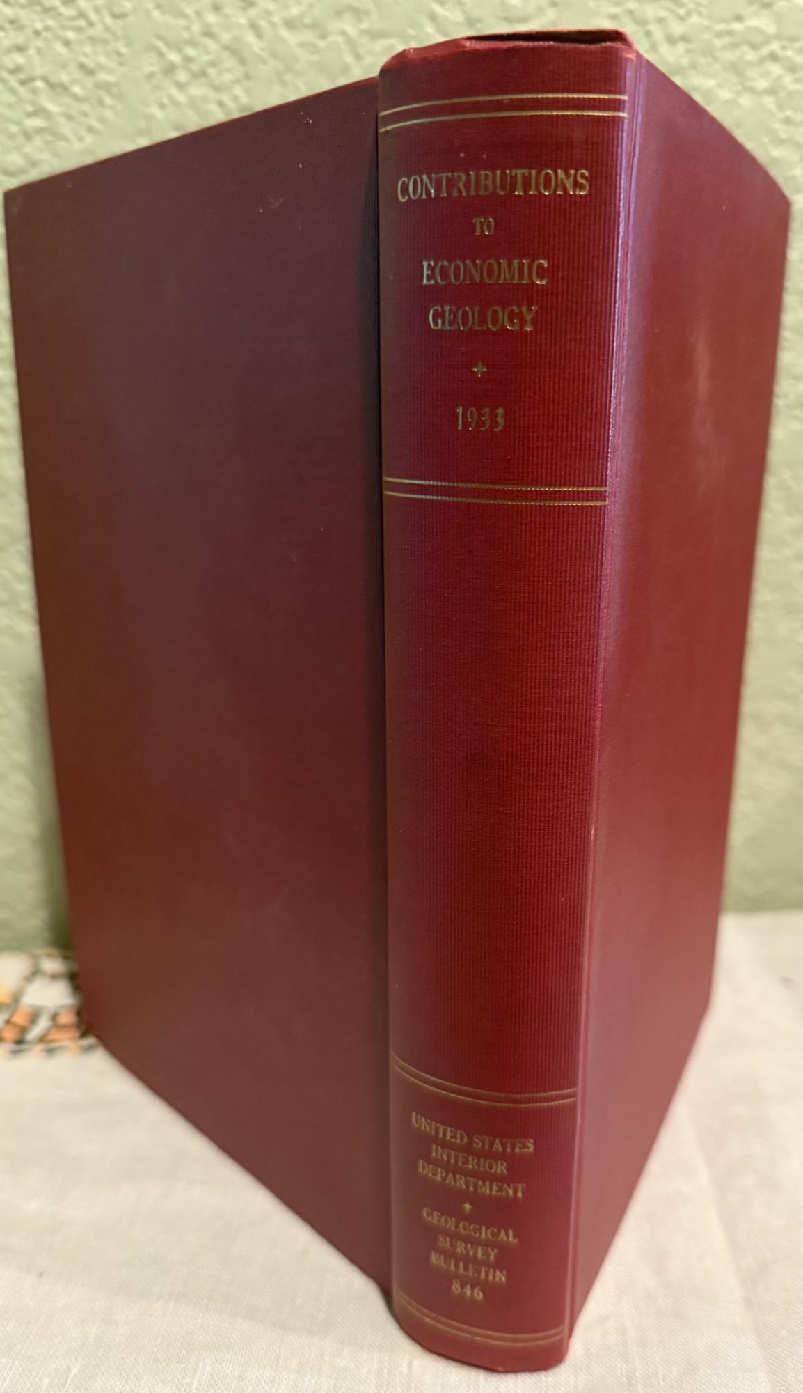 Contributions to Economic Geology; short papers and preliminary reports; Bulletin 846. G. F. Loughlin.
