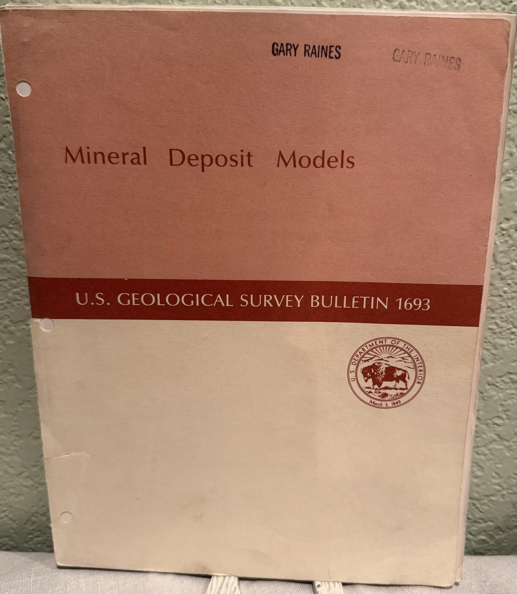Mineral Deposit Models. Usgs Survey Bulletin 1693. D. P. Cox, D. A. Singer.